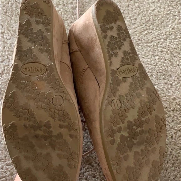 Booties - Picture 4 of 4